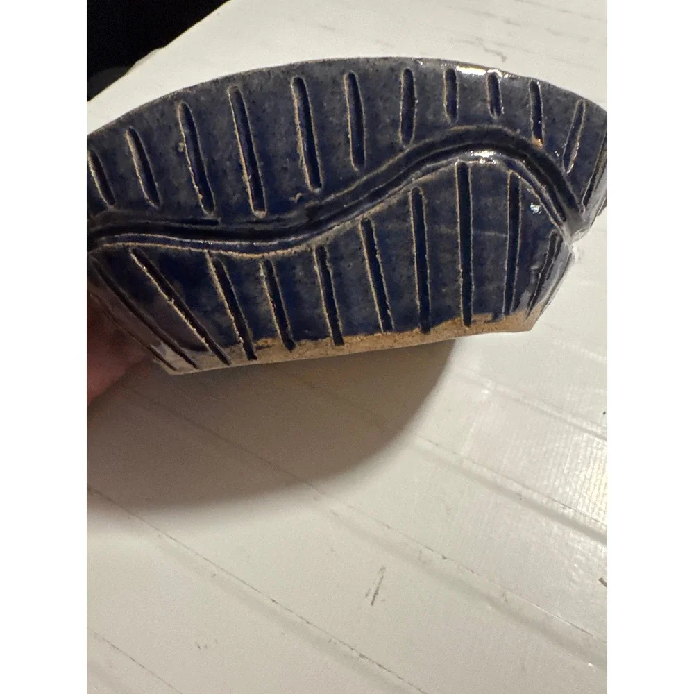 Unbranded‎ Pottery Bowl Unisex Small Blue Good Rustic Carved Studio Ceramic